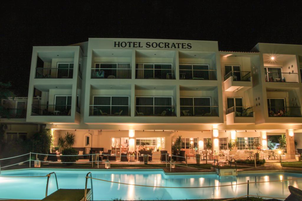 Socrates Plaza Hotel Prínos Extérieur photo